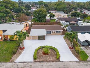 6450 Mckinley St, Hollywood FL 33024