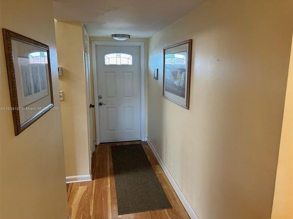 371 S Hollybrook Dr 308, Pembroke Pines FL 33025