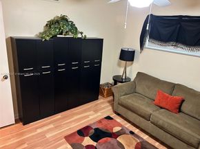371 S Hollybrook Dr 308, Pembroke Pines FL 33025