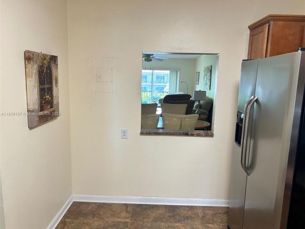 371 S Hollybrook Dr 308, Pembroke Pines FL 33025