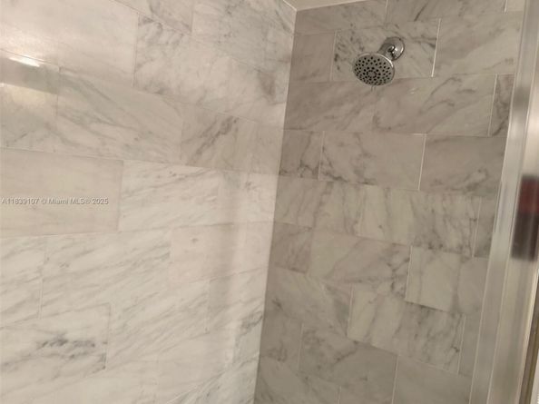 371 S Hollybrook Dr 308, Pembroke Pines FL 33025