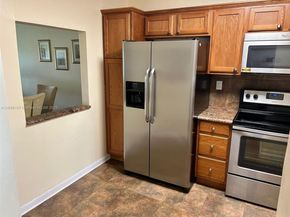 371 S Hollybrook Dr 308, Pembroke Pines FL 33025