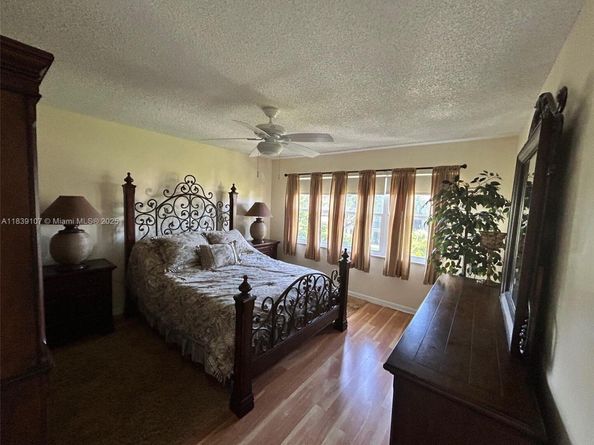 371 S Hollybrook Dr 308, Pembroke Pines FL 33025