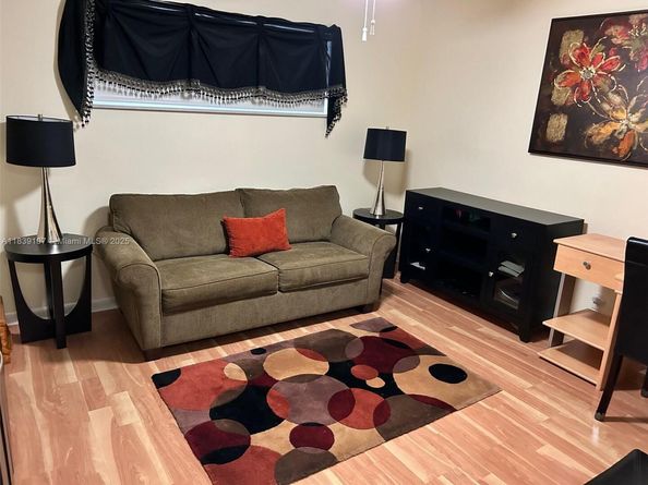 371 S Hollybrook Dr 308, Pembroke Pines FL 33025