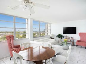 11930 N Bayshore Dr 609, North Miami FL 33181