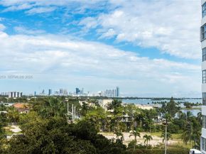 11930 N Bayshore Dr 609, North Miami FL 33181