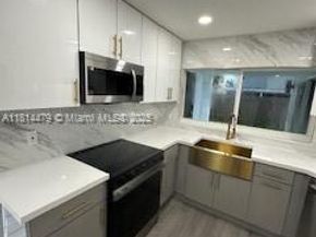 2771 W River Run Cir W, Miramar FL 33025