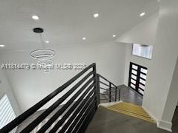 2771 W River Run Cir W, Miramar FL 33025