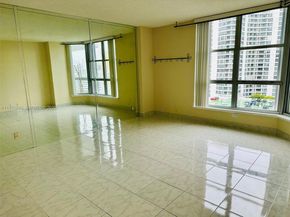 3600 Mystic Pointe Dr 1117, Aventura FL 33180