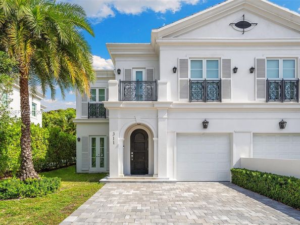 315 Santander Ave 311, Coral Gables FL 33134