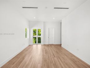 315 Santander Ave 311, Coral Gables FL 33134