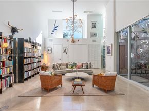 6495 SW 85th St, Miami FL 33143