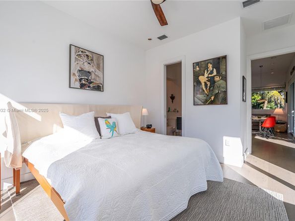 6495 SW 85th St, Miami FL 33143