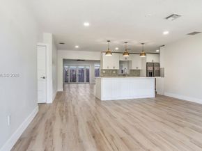 5713 NE 17th Ter, Fort Lauderdale FL 33334