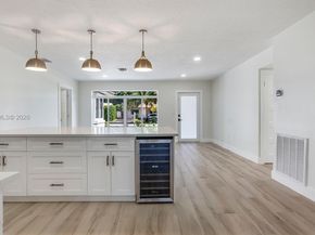 5713 NE 17th Ter, Fort Lauderdale FL 33334