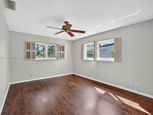 5701 NE 21st Ave, Fort Lauderdale FL 33308