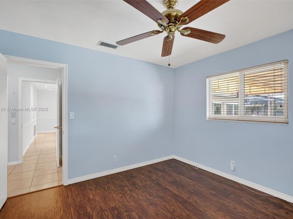 5701 NE 21st Ave, Fort Lauderdale FL 33308