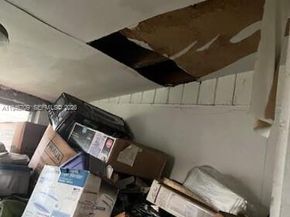 1129 NW 105th St, Miami FL 33150