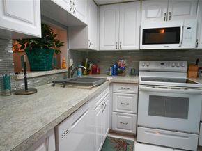 3774 Inverrary Blvd 101P, Lauderhill FL 33319