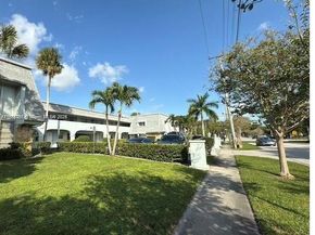 4271 NW 5th St 108, Plantation FL 33317