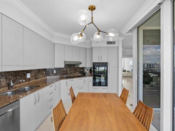 19111 Collins Ave 1406, Sunny Isles Beach FL 33160