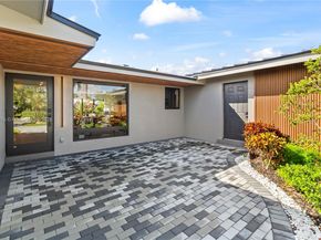 2108 NE 63rd St, Fort Lauderdale FL 33308