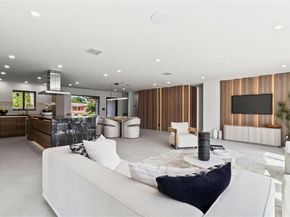 2108 NE 63rd St, Fort Lauderdale FL 33308