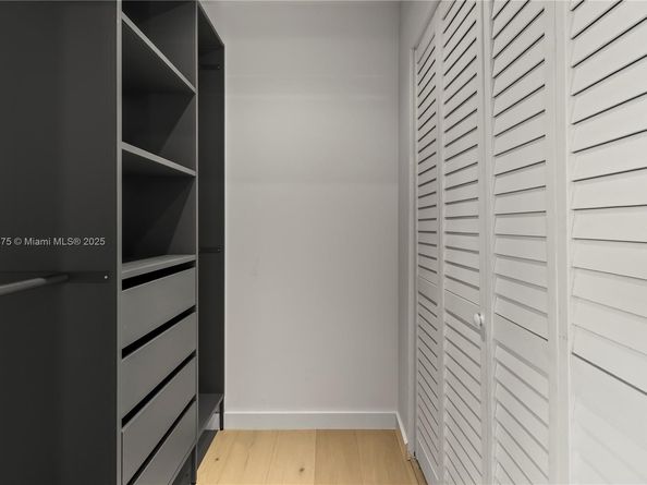 2108 NE 63rd St, Fort Lauderdale FL 33308