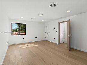 2108 NE 63rd St, Fort Lauderdale FL 33308