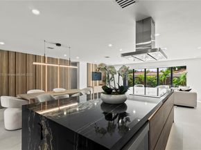 2108 NE 63rd St, Fort Lauderdale FL 33308