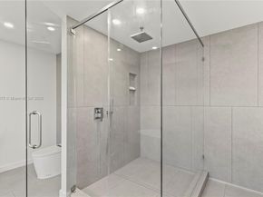 2108 NE 63rd St, Fort Lauderdale FL 33308