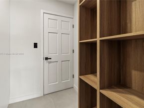 2108 NE 63rd St, Fort Lauderdale FL 33308