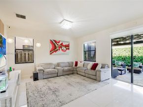 8723 NW 102nd Pl, Doral FL 33178
