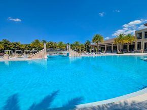 8723 NW 102nd Pl, Doral FL 33178