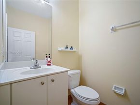 10242 NW 7th St 209, Miami FL 33172