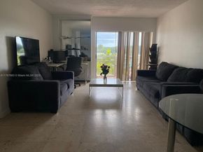 400 Kings Point Dr 209, Sunny Isles Beach FL 33160