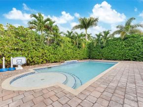 14929 SW 176th Ter, Miami FL 33187