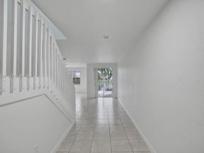 7257 NW 113th CT, Doral FL 33178