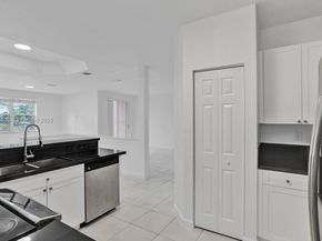 7257 NW 113th CT, Doral FL 33178