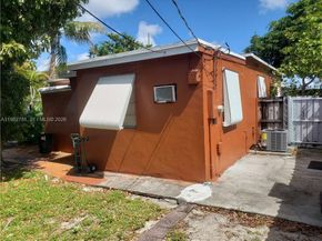 11970 NW 10th Ave, North Miami FL 33168