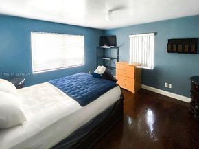 11970 NW 10th Ave, North Miami FL 33168