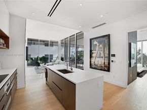 304 Ocean Dr 102, Miami Beach FL 33139