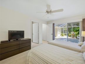 803 Silverleaf Oak Ct, Palm Beach Gardens FL 33410