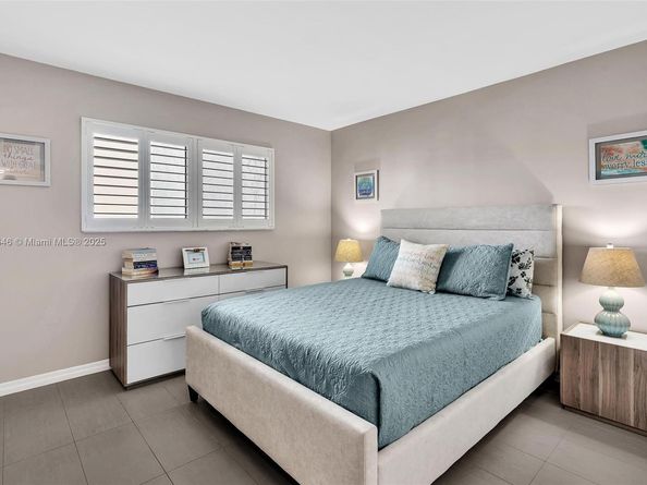 2221 Cypress Island Dr 805, Pompano Beach FL 33069