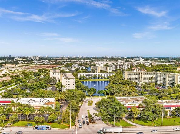 2221 Cypress Island Dr 805, Pompano Beach FL 33069