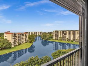 2221 Cypress Island Dr 805, Pompano Beach FL 33069