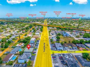 7031 Pembroke Rd, Pembroke Pines FL 33023