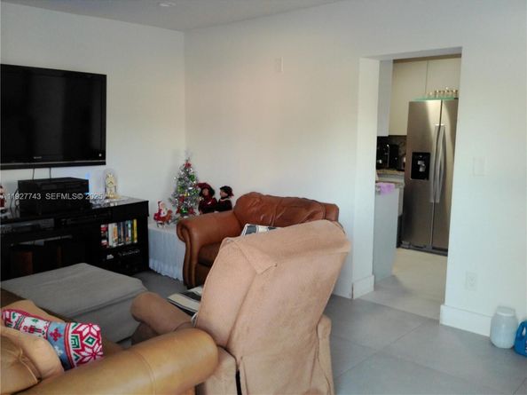 4805 SW 112th Ave, Miami FL 33165