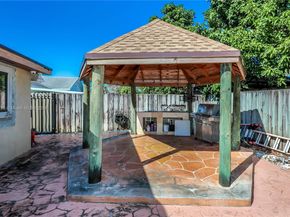 11617 SW 171st St, Miami FL 33157