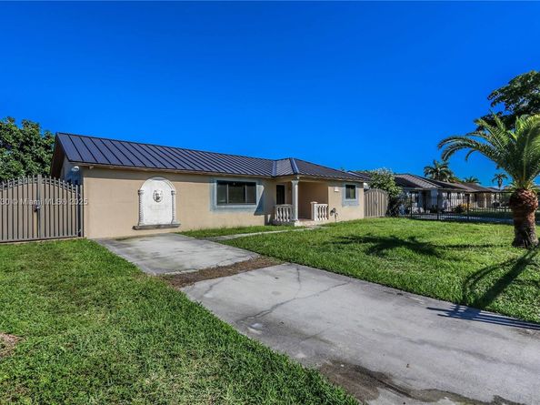 11617 SW 171st St, Miami FL 33157